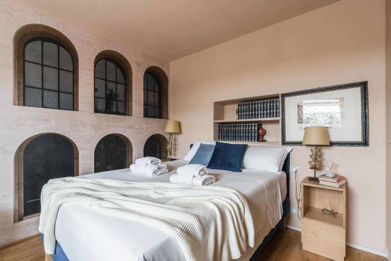 The Best Rent - Spacious Apartment With Terraces With Panoramic View Of Řím Exteriér fotografie
